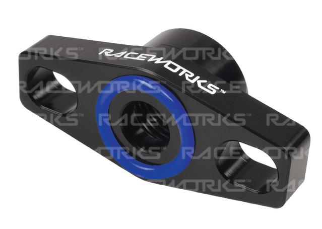 RACEWORKS TURBO DRAIN ADAPTER FEMALE AN-8 OUTLET UNIVERSAL 38-44MM SLOTTED - BLACK
