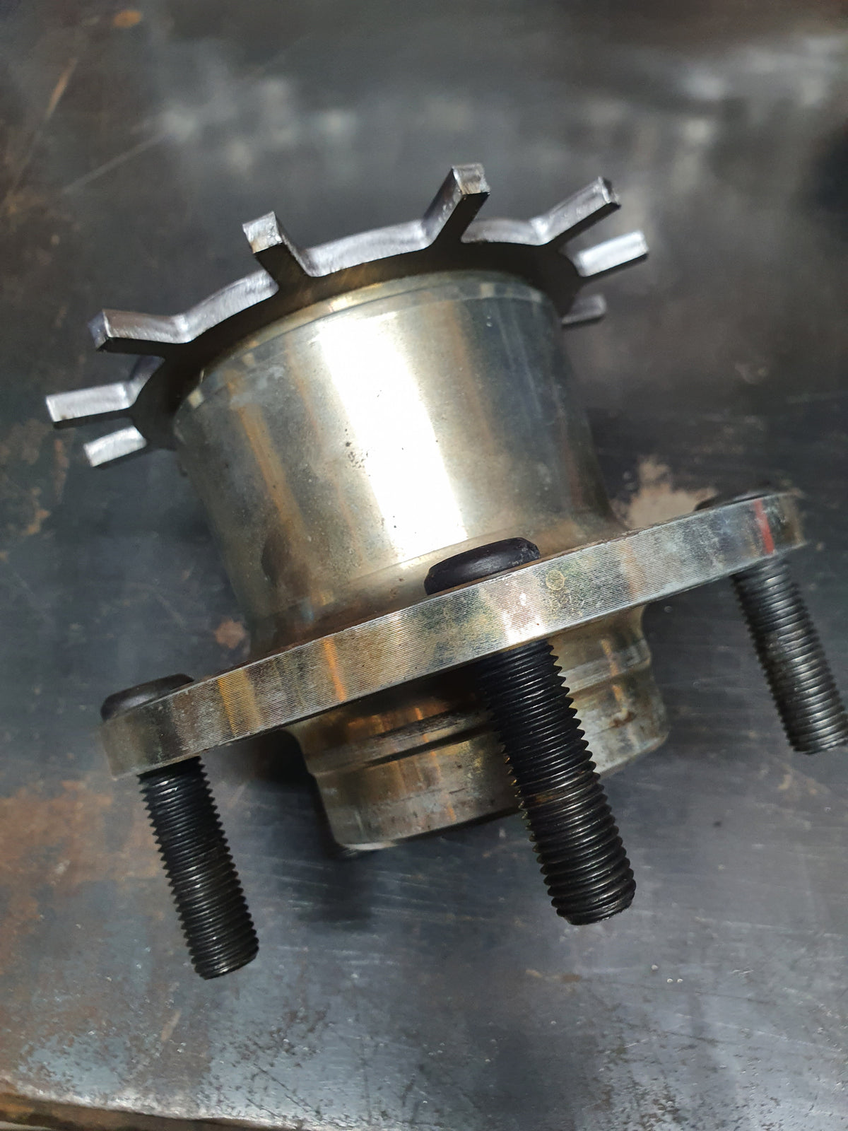 WHEEL SPEED RELUCTOR VT HUB