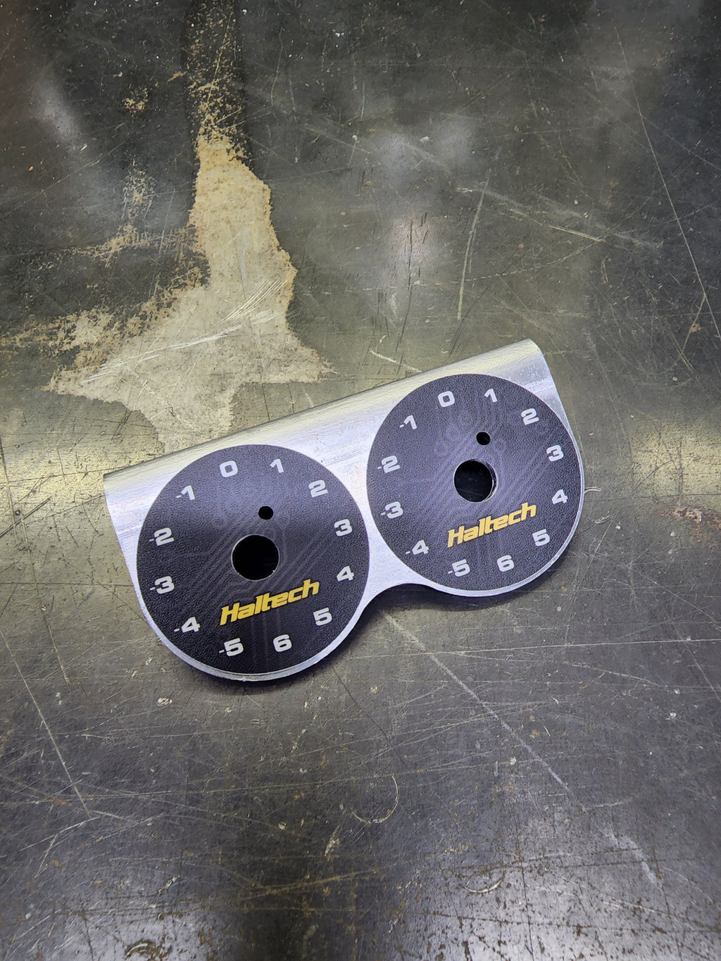 ROTARY TRIM DUAL BRACKET - Quickbitz